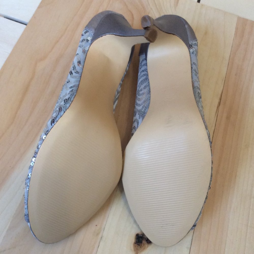 Silver Mesh Sequin Open Toe Pump - image 4